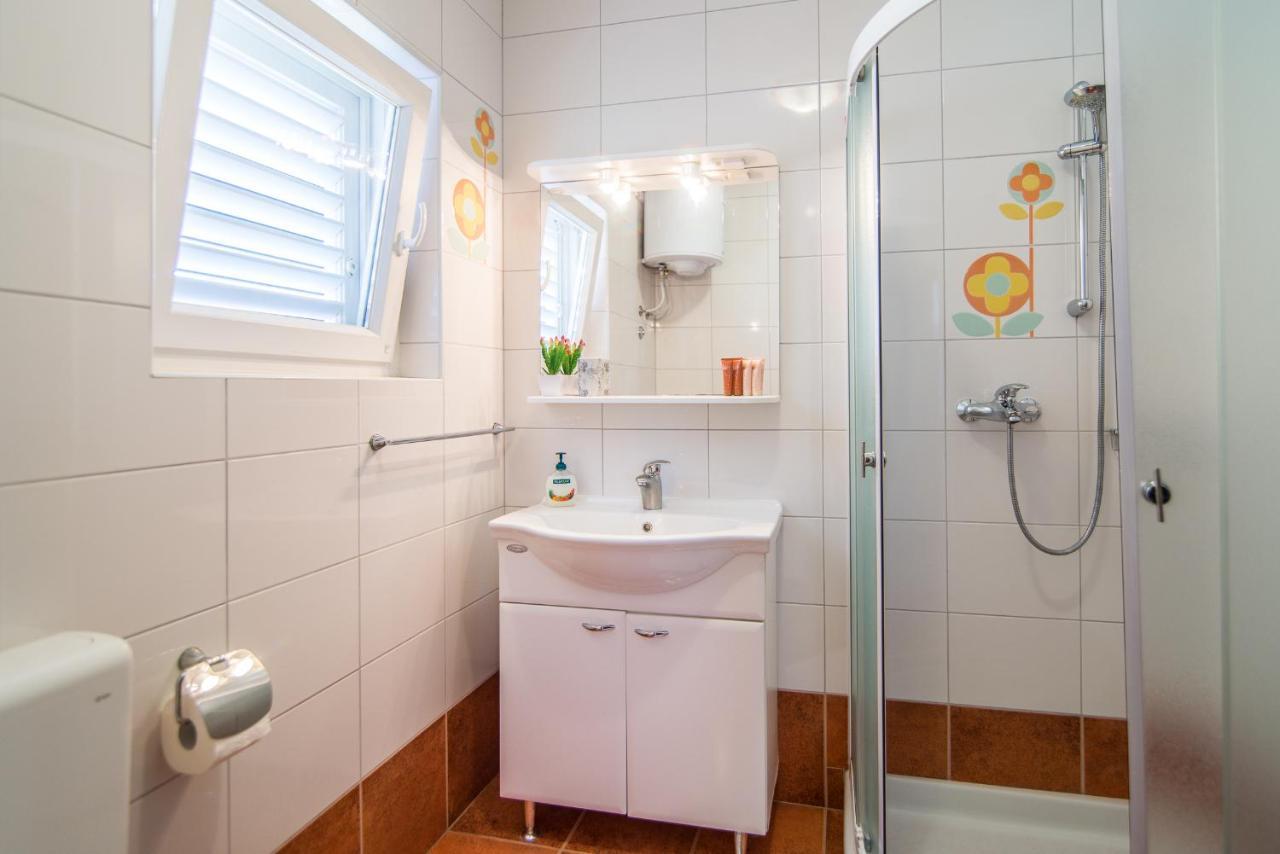 Apartment Vesna Rovinj Exterior foto